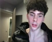 Profile picture of alexander0_