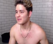 Profile picture of alex_pierce_