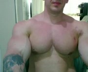Profile picture of couplemuscle40
