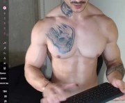 Profile picture of colombianmuscle8
