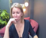 Profile picture of annielight