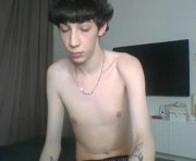 Profile picture of l8199