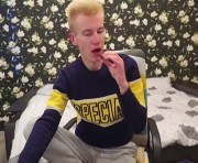 Profile picture of blond_boy69
