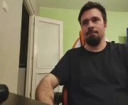 Profile picture of hairy_guy007
