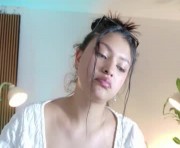 Profile picture of victoria___moon