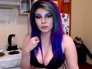 Profile photo of makelovenotwarbitchess