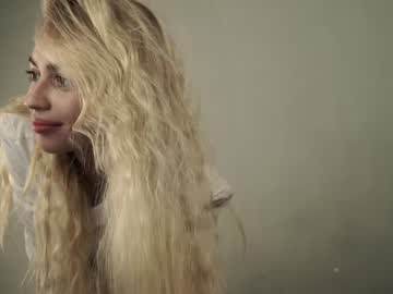 Profile photo of cuteelsa_