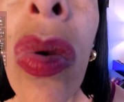 Profile picture of miss_milf_