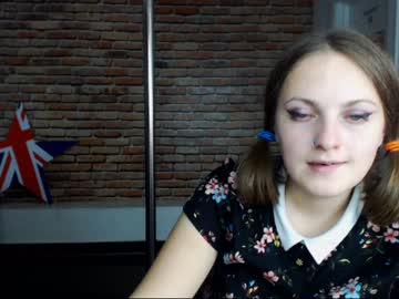 Profile photo of juliet_schoolgirl