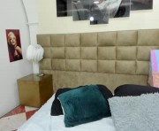 Profile picture of mia_0_