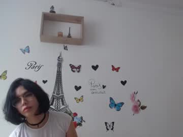 Profile photo of irisbell_