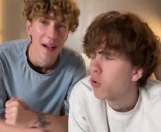 Profile picture of swoopyboy