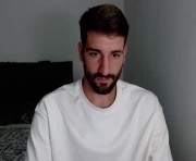 Profile picture of naugthy18boy