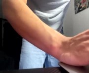 Profile picture of yourguuy21